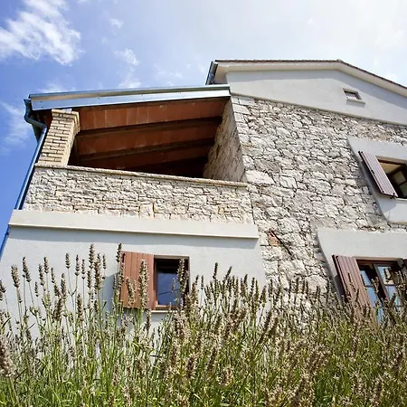 Tatil Evi Stancija Becic *